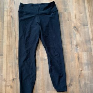 Black Nike leggings in XL.
